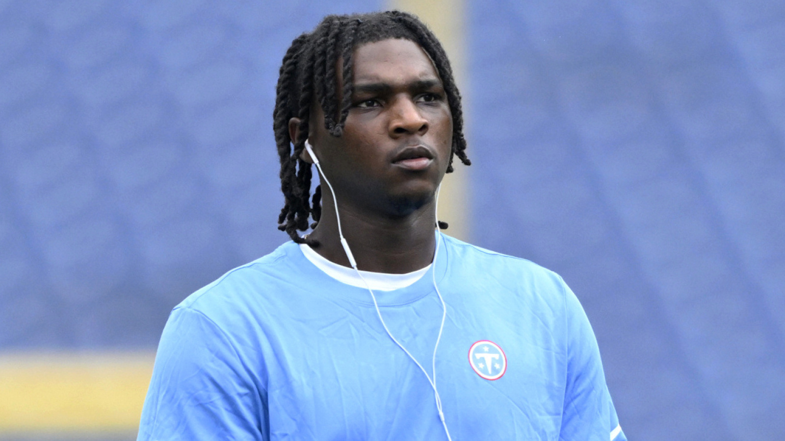 https://www.yardbarker.com/media/3/3/33333d74521e7d58d716070b16a5b04abfaee74e/thumb_16x9/nfl-insiders-share-worrisome-updates-on-titans.jpg?v=1