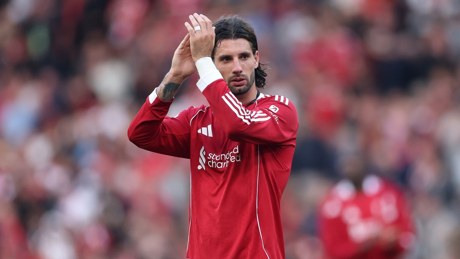 https://www.yardbarker.com/media/3/3/33443beffe5519f5b1a1acd892e3dc528b97f58a/thumb_16x9/liverpool.jpg