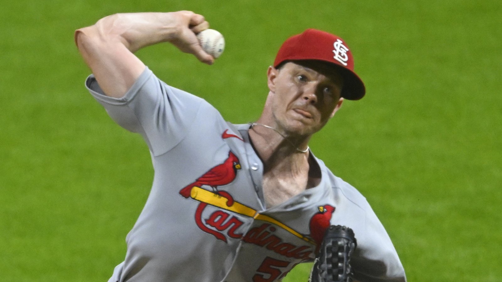 https://www.yardbarker.com/media/3/3/33e952b8c39de1f55146086ea5605022cbb7fc87/thumb_16x9/cardinals-sonny-gray-makes-mlb-history-vs-padres.jpg?v=2