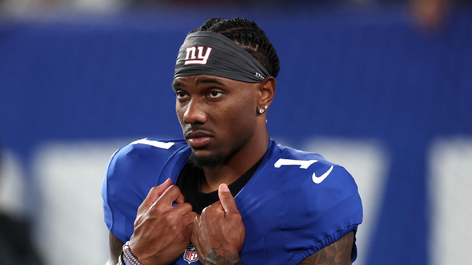 https://www.yardbarker.com/media/3/4/34666df39174e6ec2e28a0606f8e8ff5c8e4b391/thumb_16x9/adam-schefter-shares-alarming-malik-nabers-injury.jpg?v=1