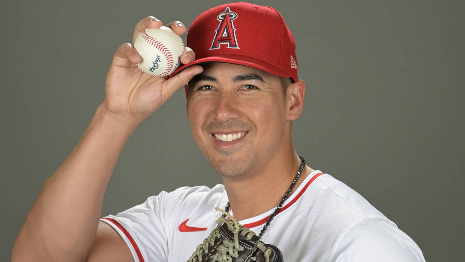 Angels reliever targeting late-April return from shoulder issue