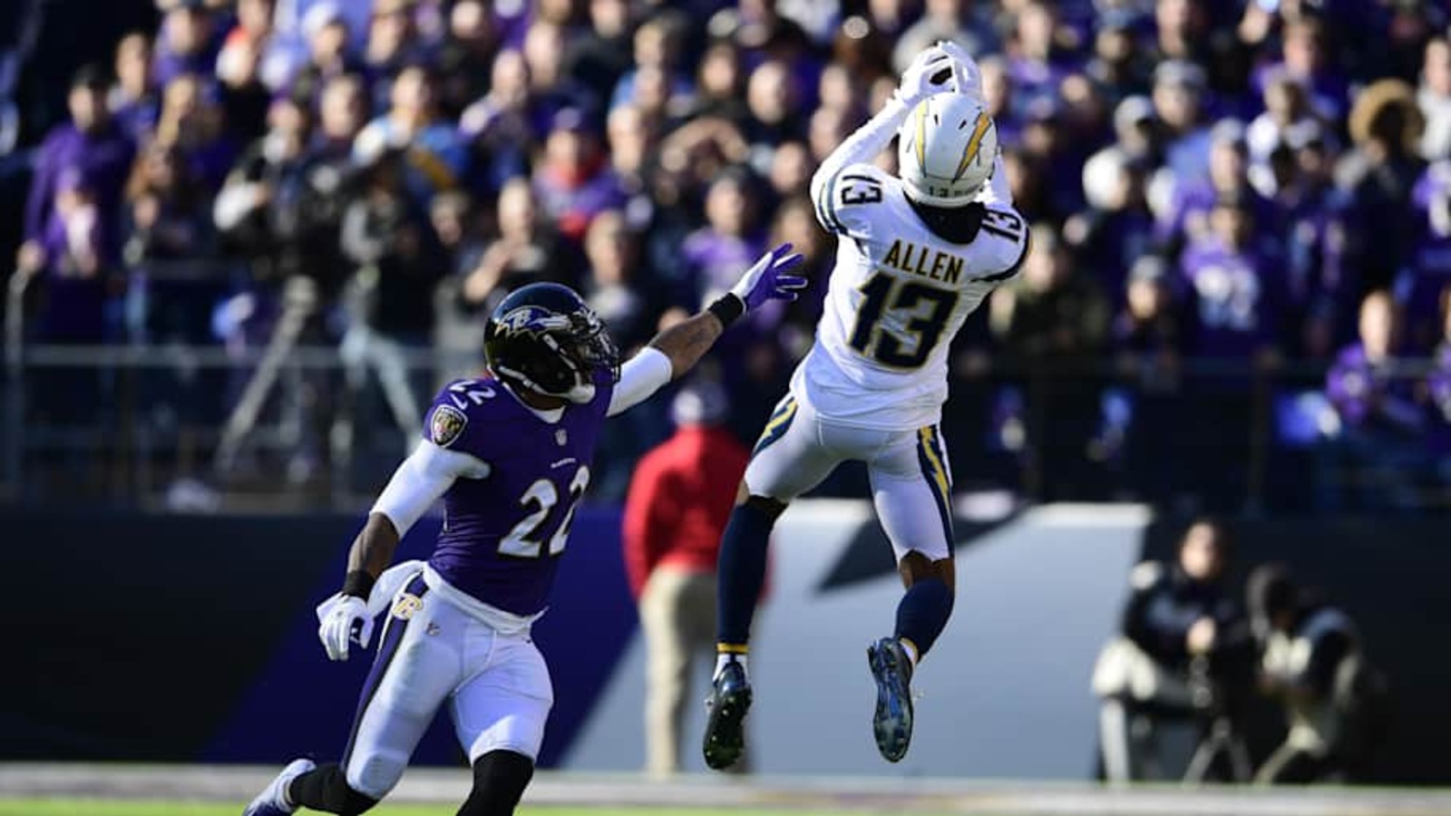 2 Chargers still around from last playoff win will play key role vs. Patriots