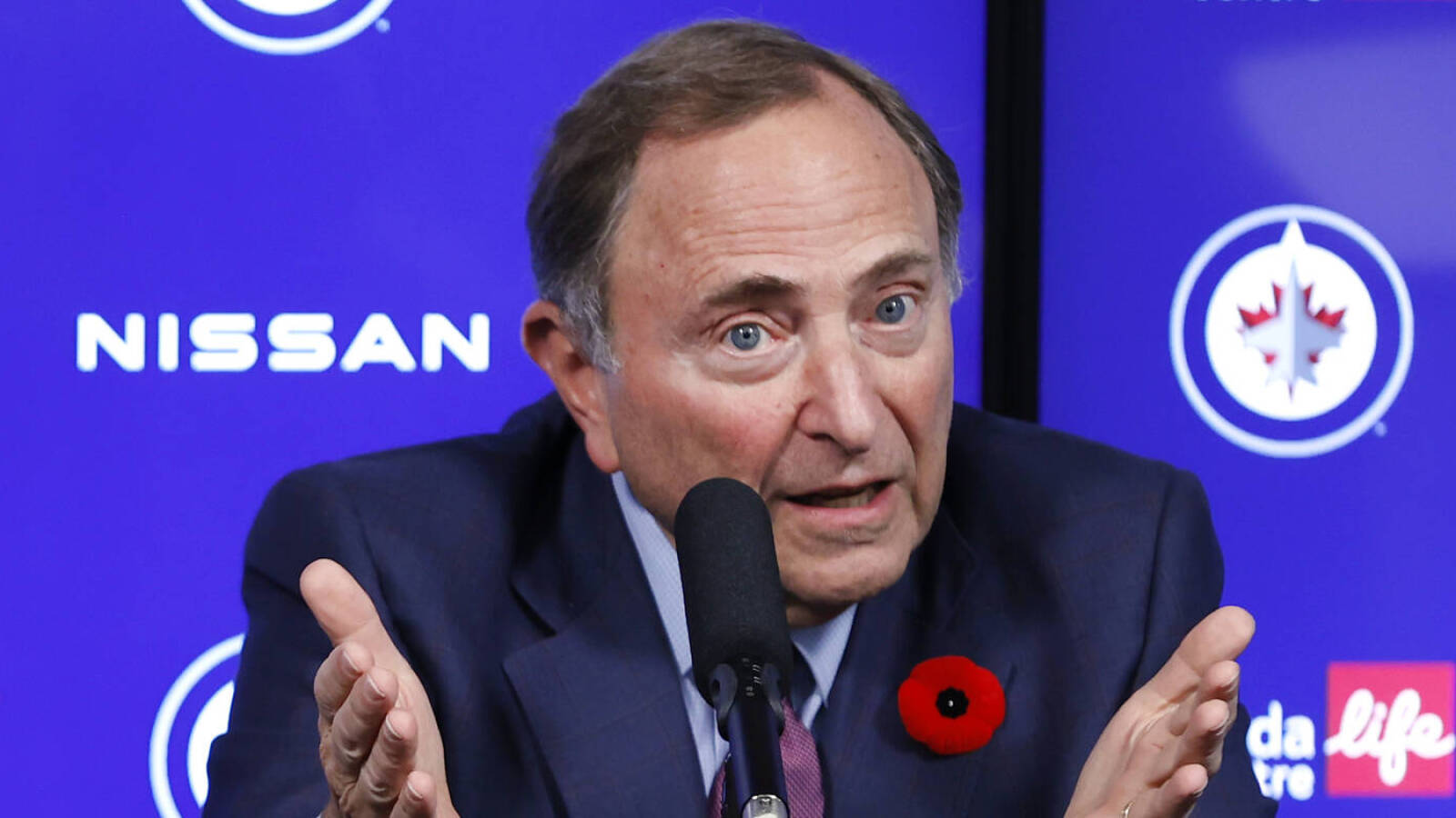 NHL commissioner updates salary cap projection Yardbarker