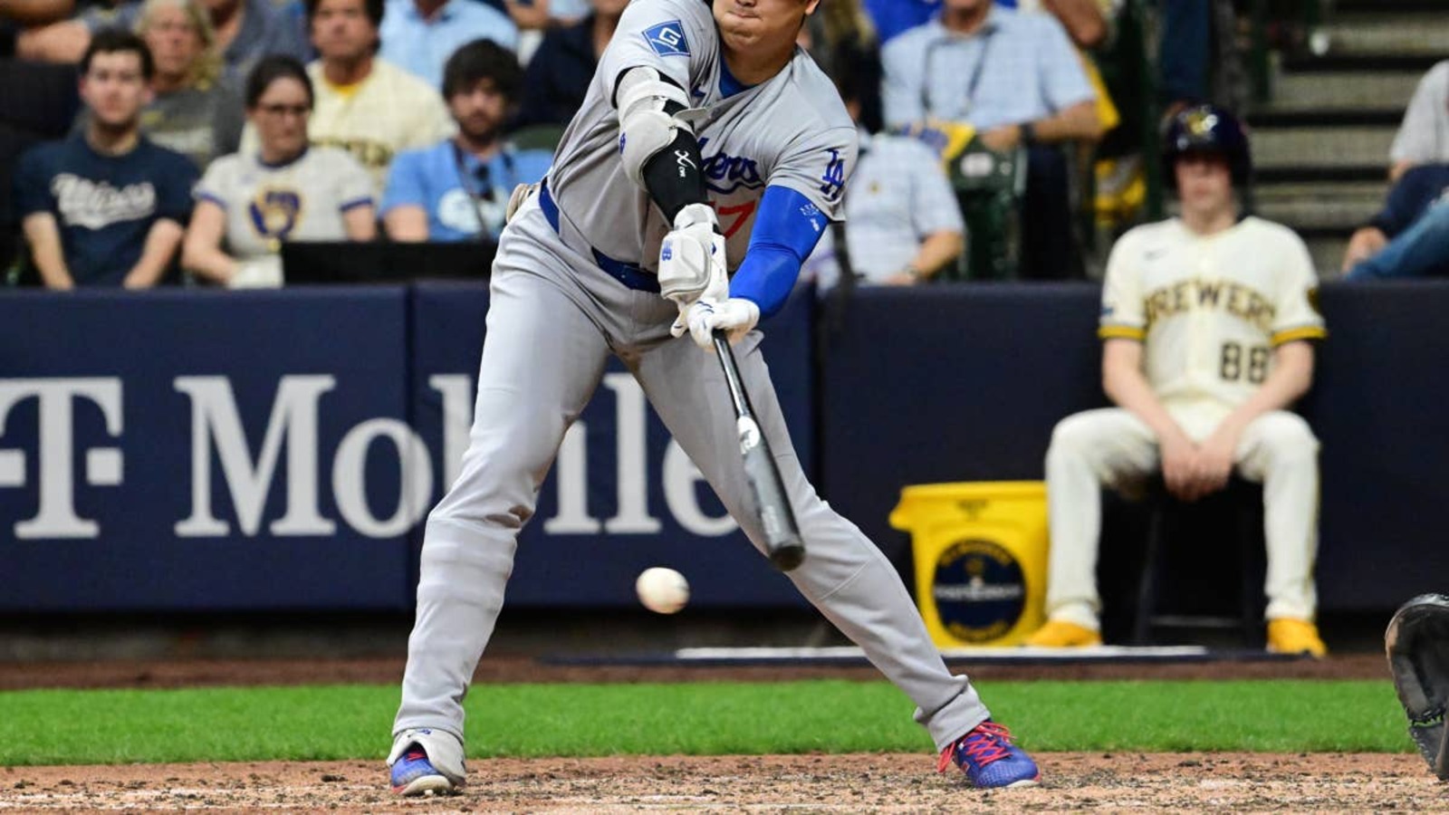 Are Dodgers risking their season by playing Shohei Ohtani in Game 3 of the NLCS?