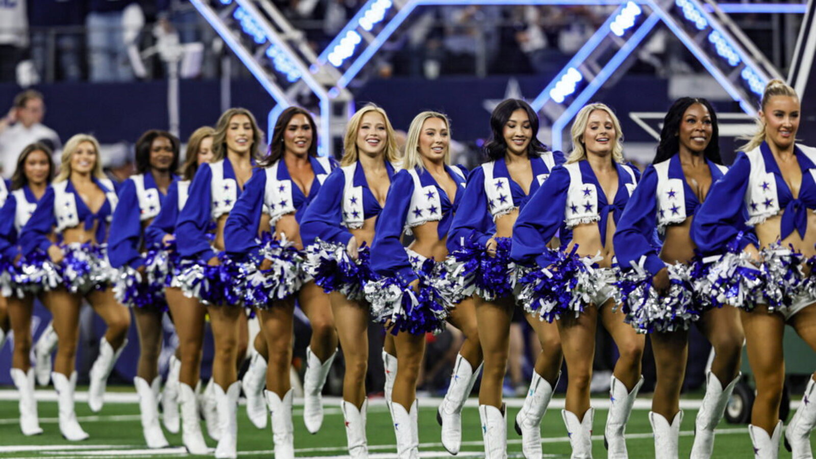 Cowboys Cheerleaders Launch Legal Battle Against Grammy-Nominated Rock Band After Forming Their Own Union