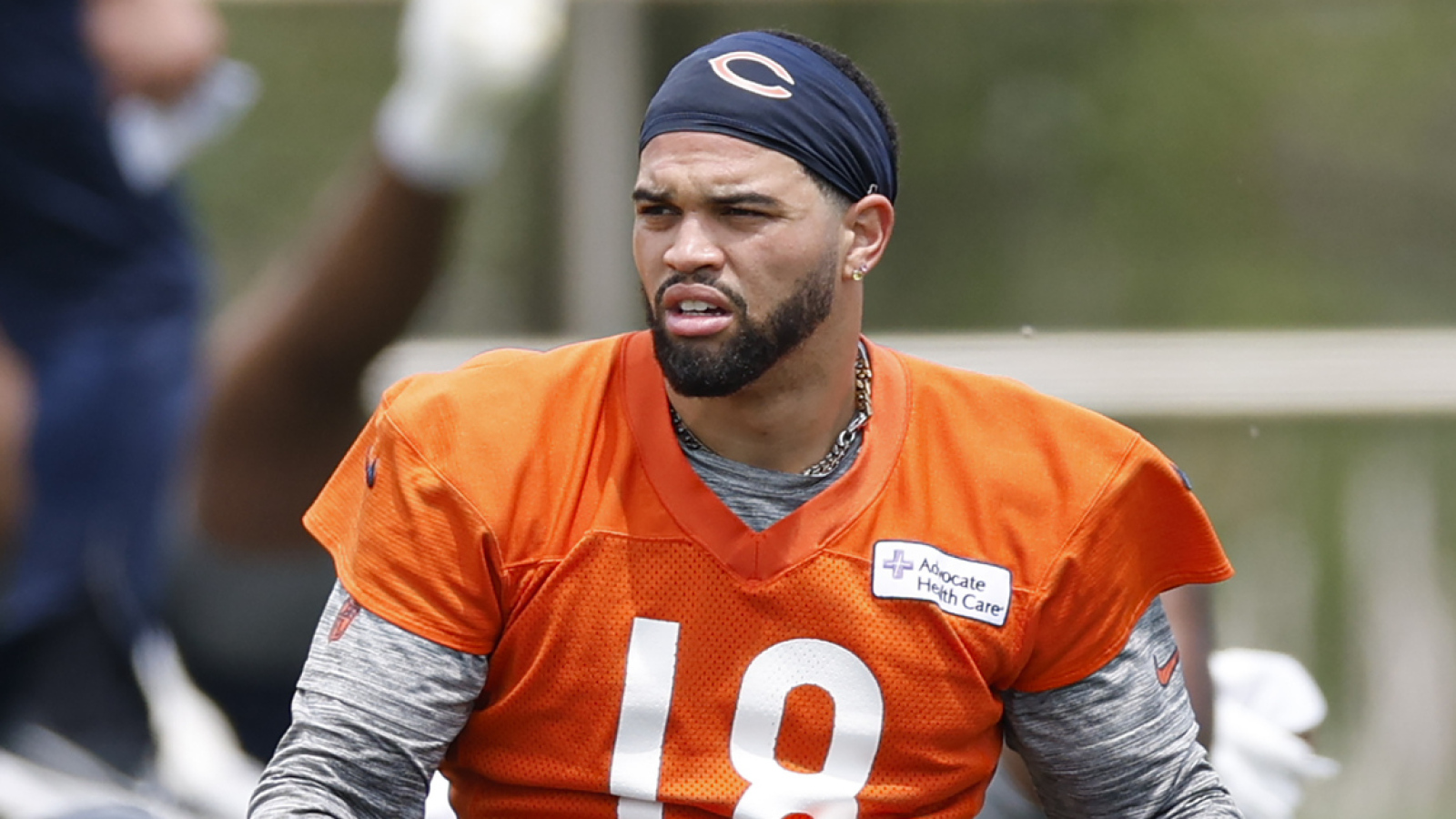 https://www.yardbarker.com/media/3/5/3595eeba7df7c0a5840fa5d0bed88d4f31a1ffb3/thumb_16x9/preseason-reps-erase-caleb-williams-struggles.jpg?v=1