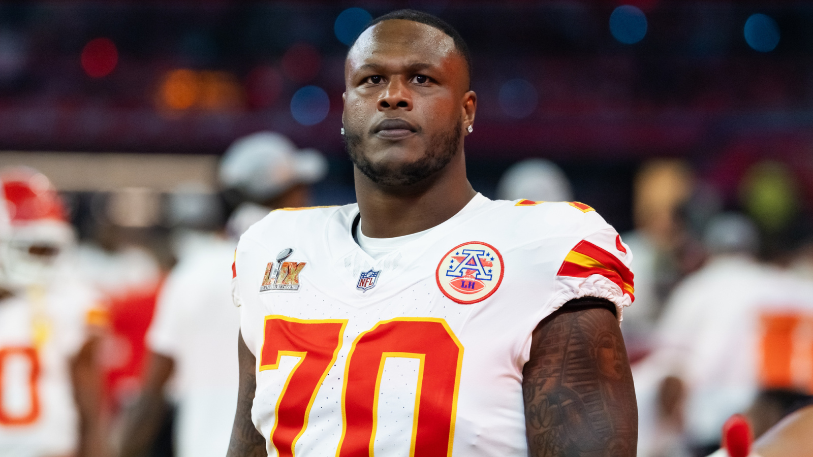 https://www.yardbarker.com/media/3/5/35f6f19a37a161b7e153febb8d54465ab8b79b62/thumb_16x9/49ers-sign-10-year-veteran-ol.jpg?v=1