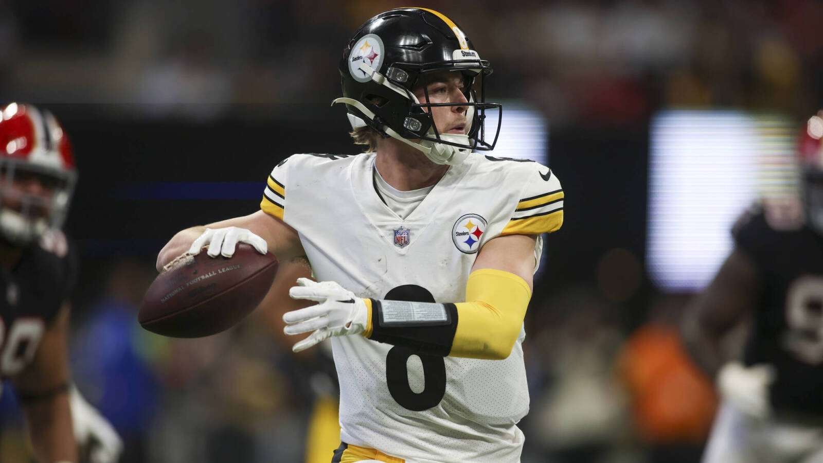 Big Ben argues Steelers should shut down Pickett - Vimarsana News