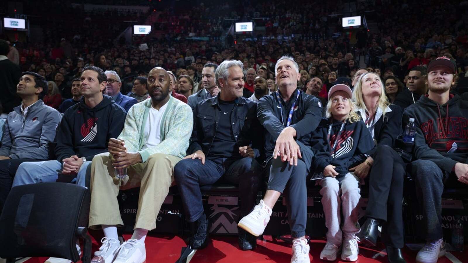 Report: Blazers officials committed to Portland, Moda Center
