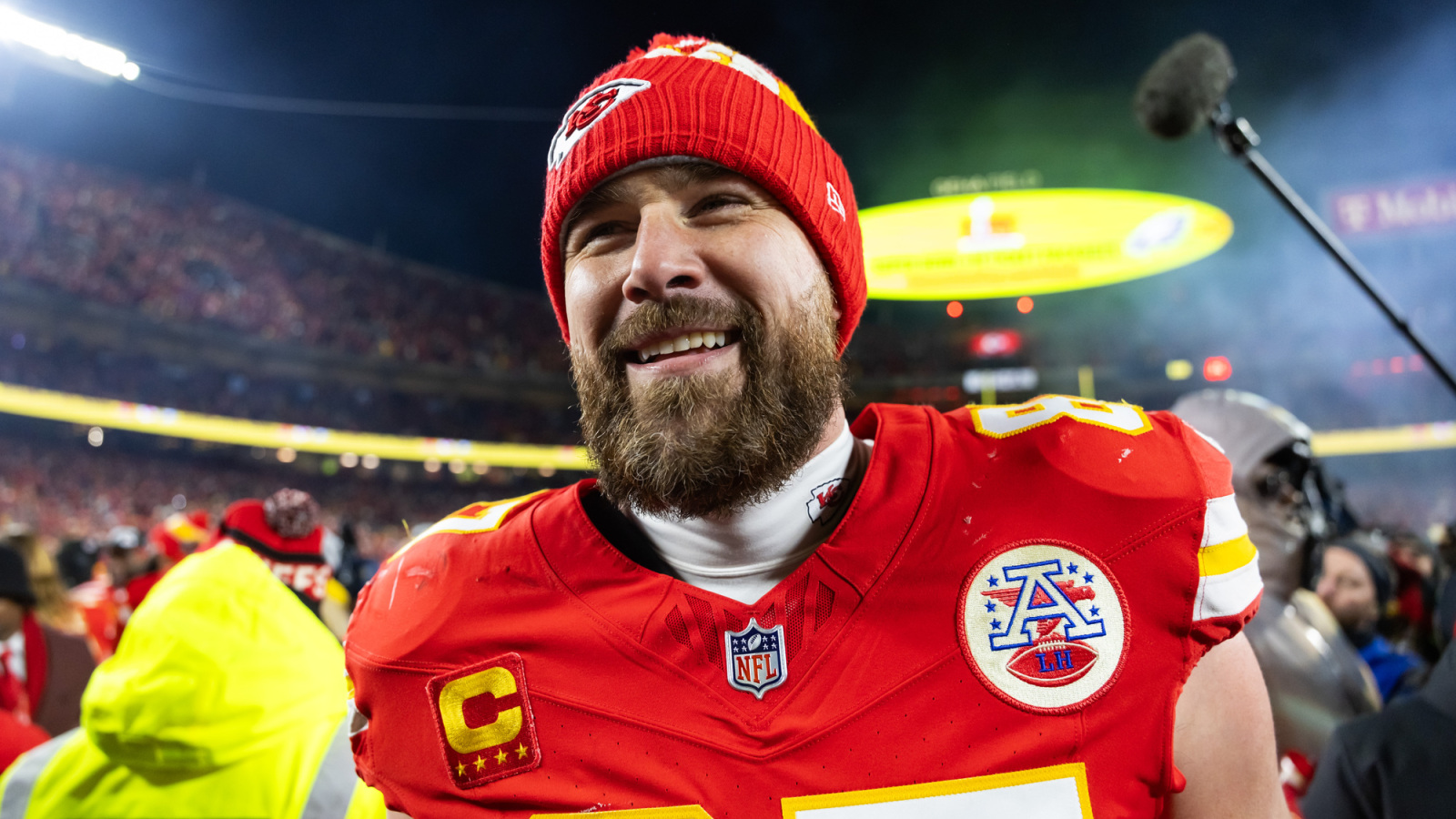 https://www.yardbarker.com/media/3/6/364ce430263fdf54d5a58bc5339468465d76e6d4/thumb_16x9/would-kelce-consider-playing-team-other-chiefs.jpg?v=1