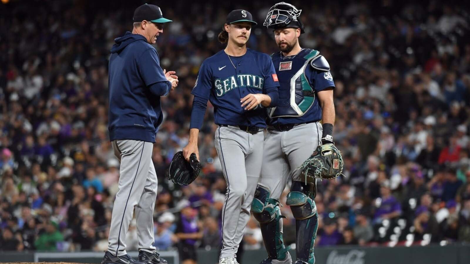 Mariners fall short of expectations; Angels dwell in AL basement