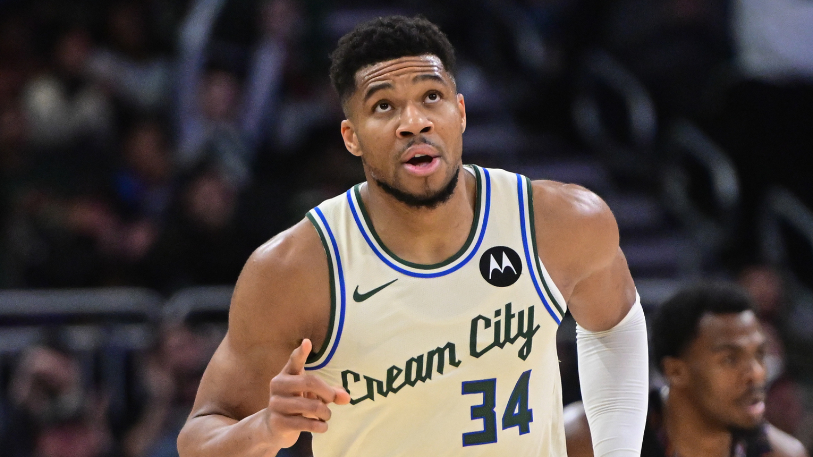 Bucks' Giannis Antetokounmpo surpasses career milestone vs. Nets