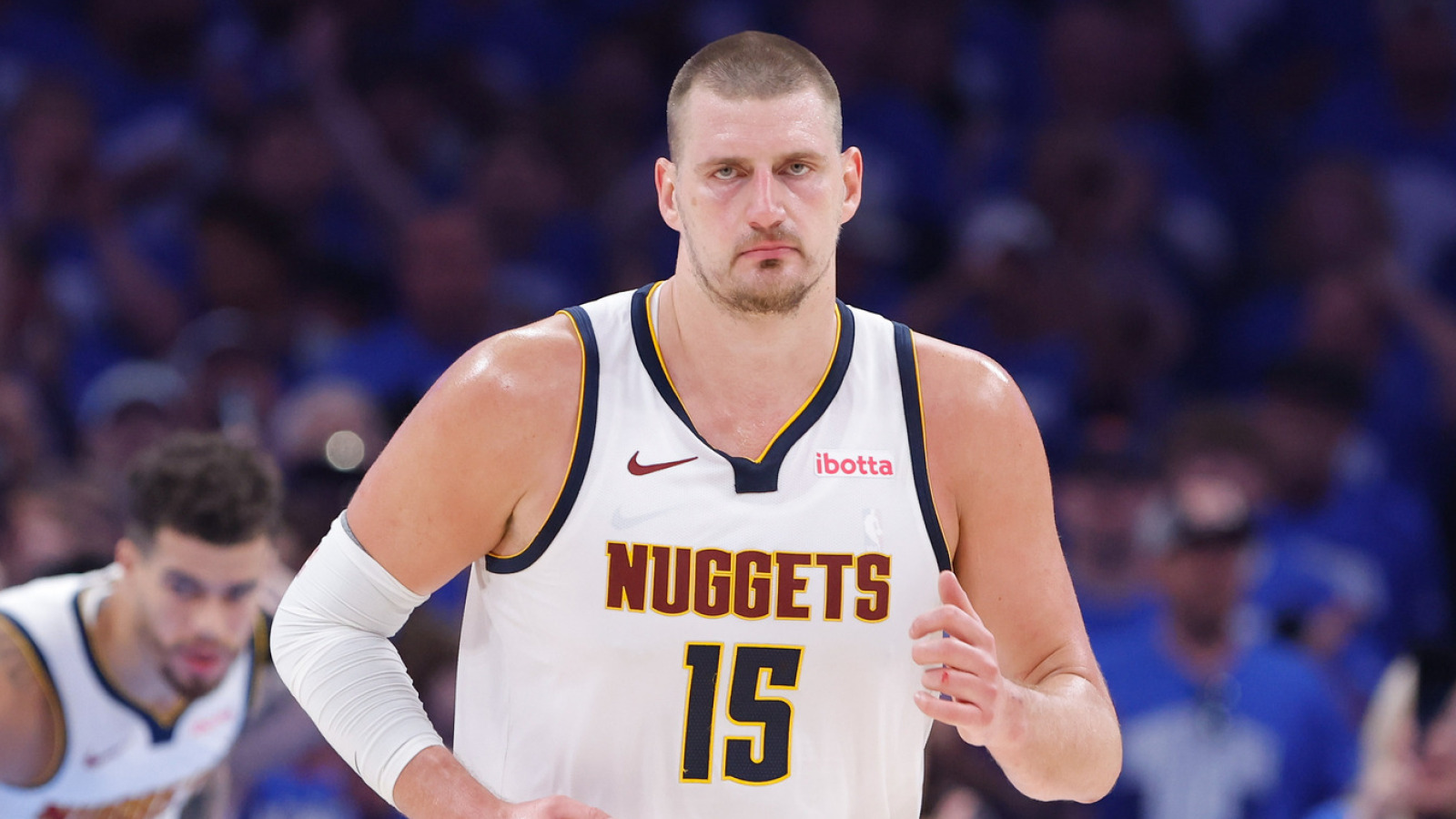 https://www.yardbarker.com/media/3/6/368293ec6dfbe20c37dc5246ce4590ae78bcdd94/thumb_16x9/nikola-jokic-sign-extension-offseason.jpg?v=1