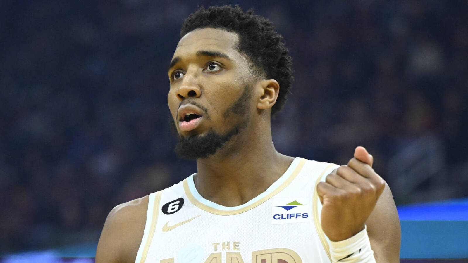 Donovan Mitchell rips Dillon Brooks for 'cheap shot' Yardbarker