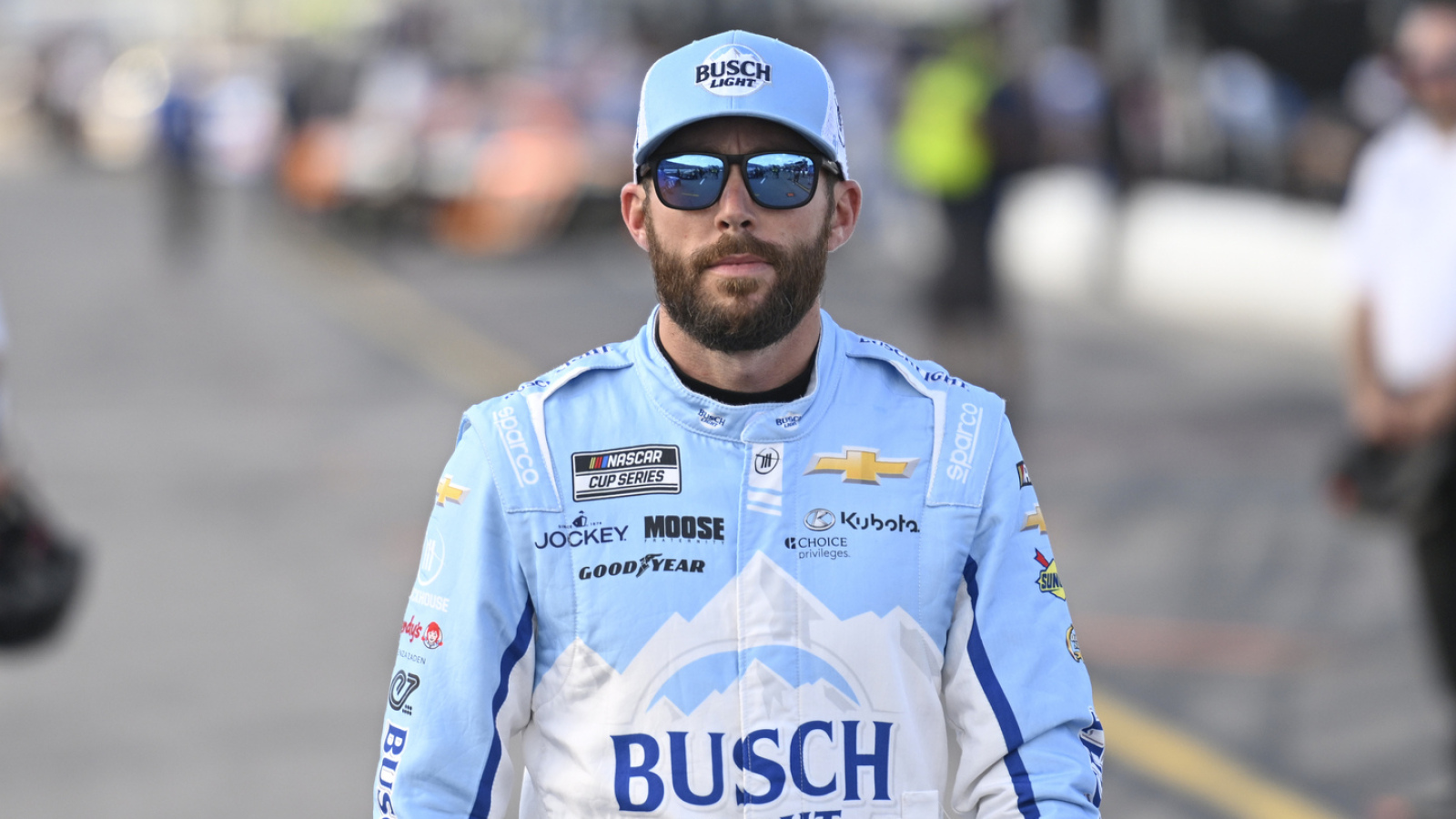 https://www.yardbarker.com/media/3/6/368bfcfa8a67be7fa66d0f639db1f7891a38a61d/thumb_16x9/ross-chastains-move-advance-nascar-playoffs-falls.jpg?v=1