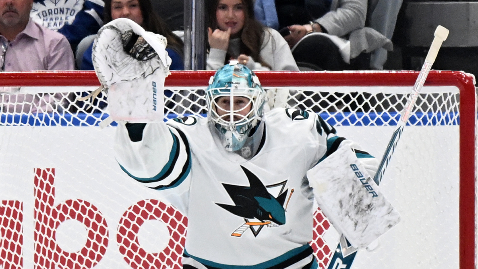 Yaroslav Askarov’s early save of the year is huge for Sharks’ big picture