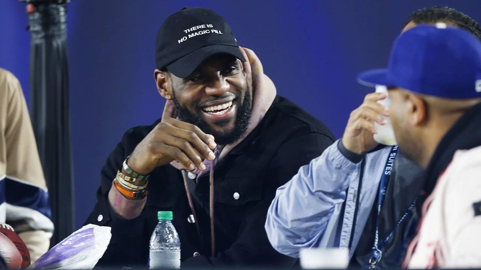 Ex-Knicks Specialist Joins LeBron James’ 76ers Ahead of New Season