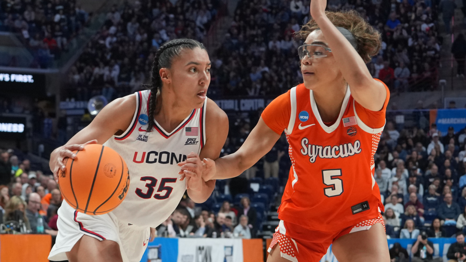 https://www.yardbarker.com/media/3/6/36bc87cba2aade91e21688a7b0d8a85f06e39d29/thumb_16x9/uconn-women-unbeatable-throttling-syracuse-round.jpg?v=1