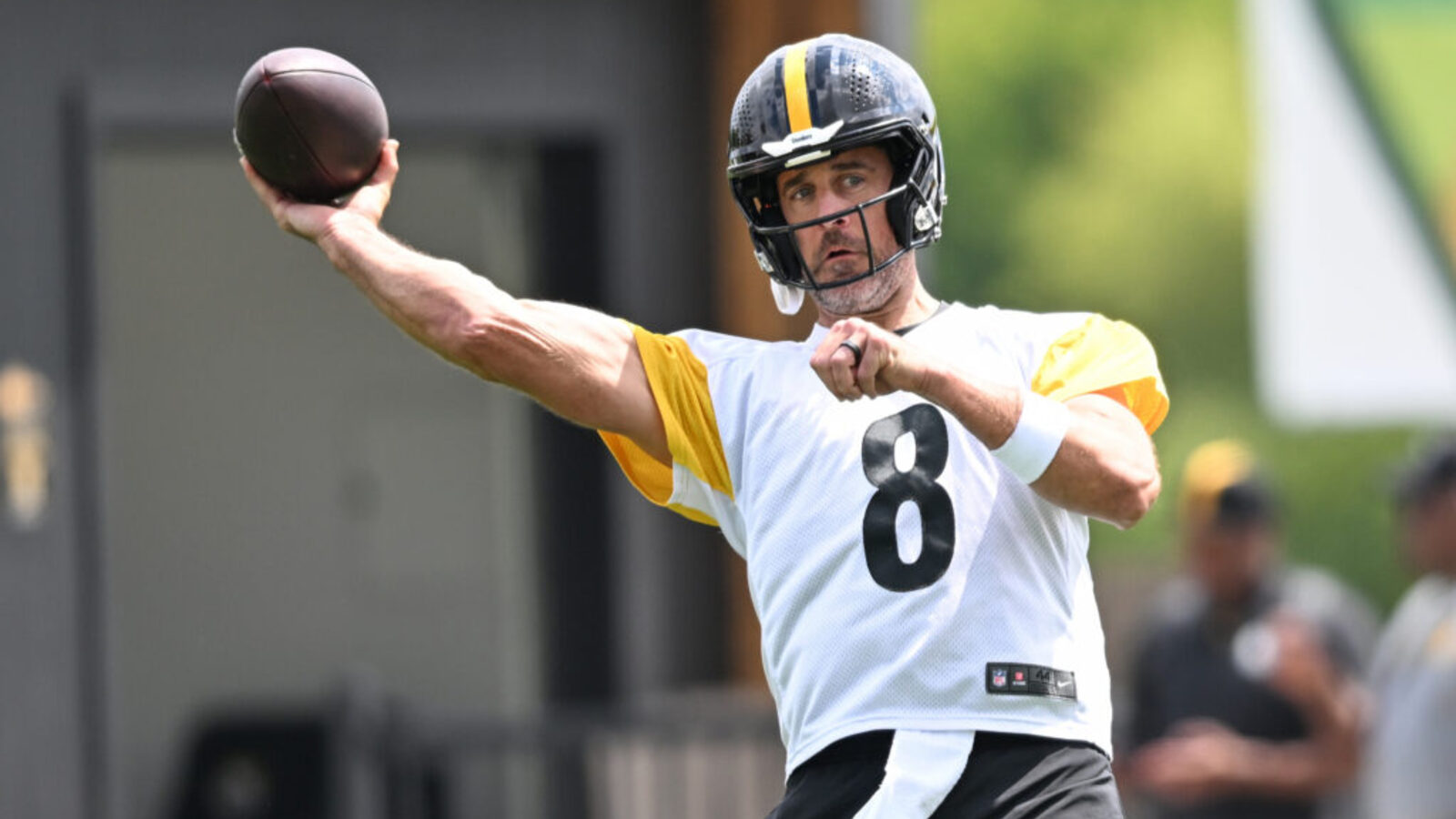 Packers Insider Critiques Aaron Rodgers Over COVID-19 Comments