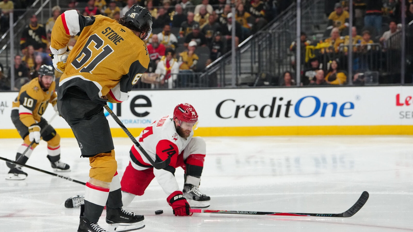 What the Leafs can learn from the Carolina Hurricanes: Jaccob Slavin's gap control, communication