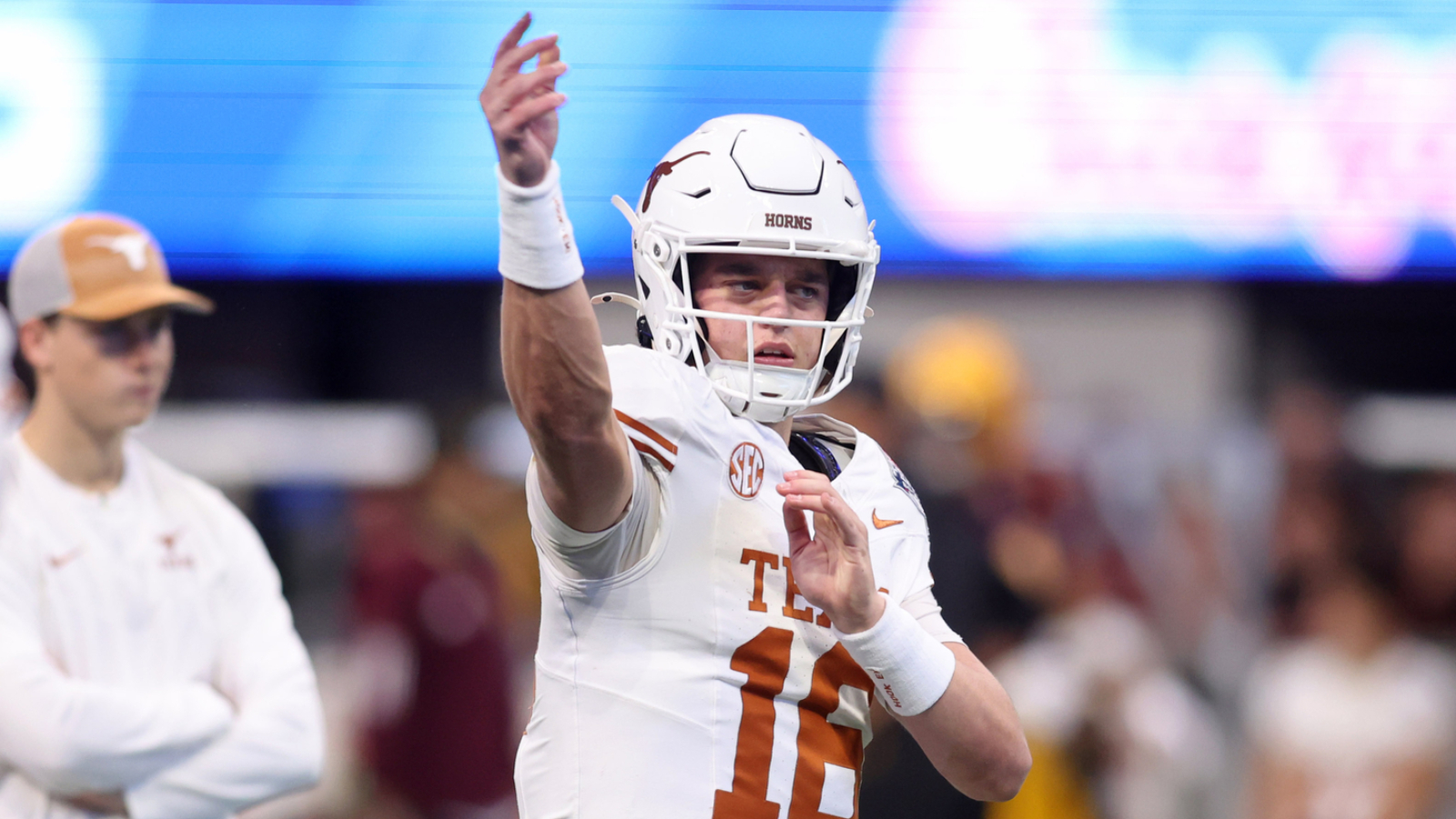 Chiefs WR Xavier Worthy has Heisman expectations for Arch Manning at Texas Chiefs WR Xavier Worthy has Heisman expectations for Arch Manning at Texas
