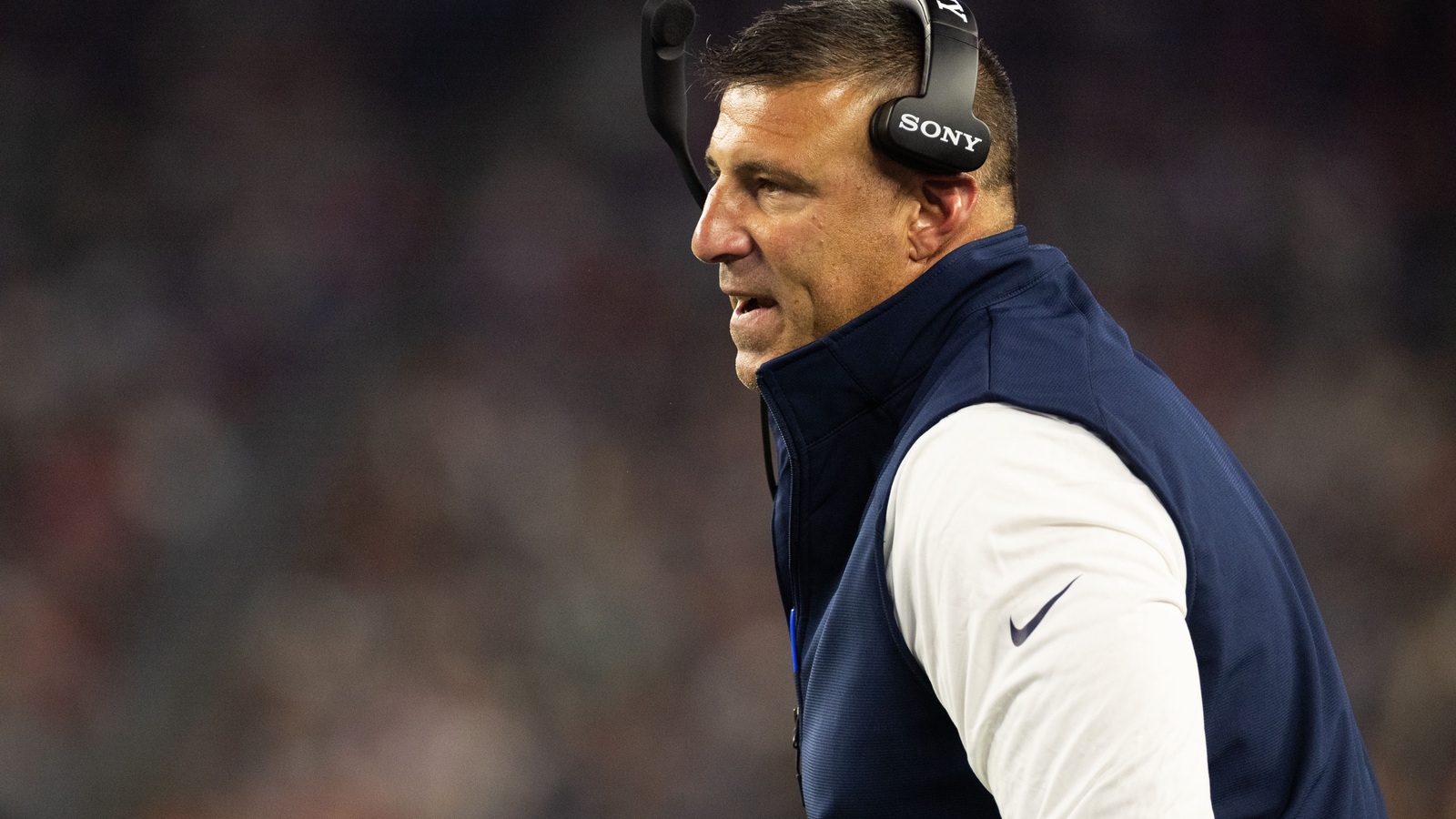 Mike Vrabel Urges Patience Amid Christian Gonzalez Contract Negotiations