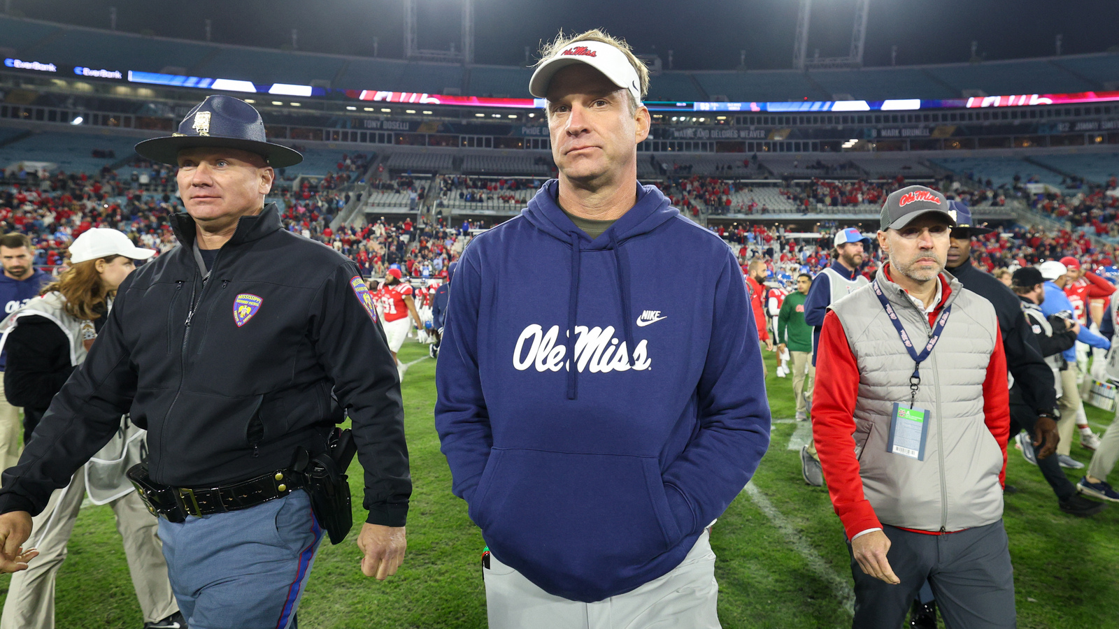 Wallen sends Lane Kiffin priceless gift after 2024 visit to