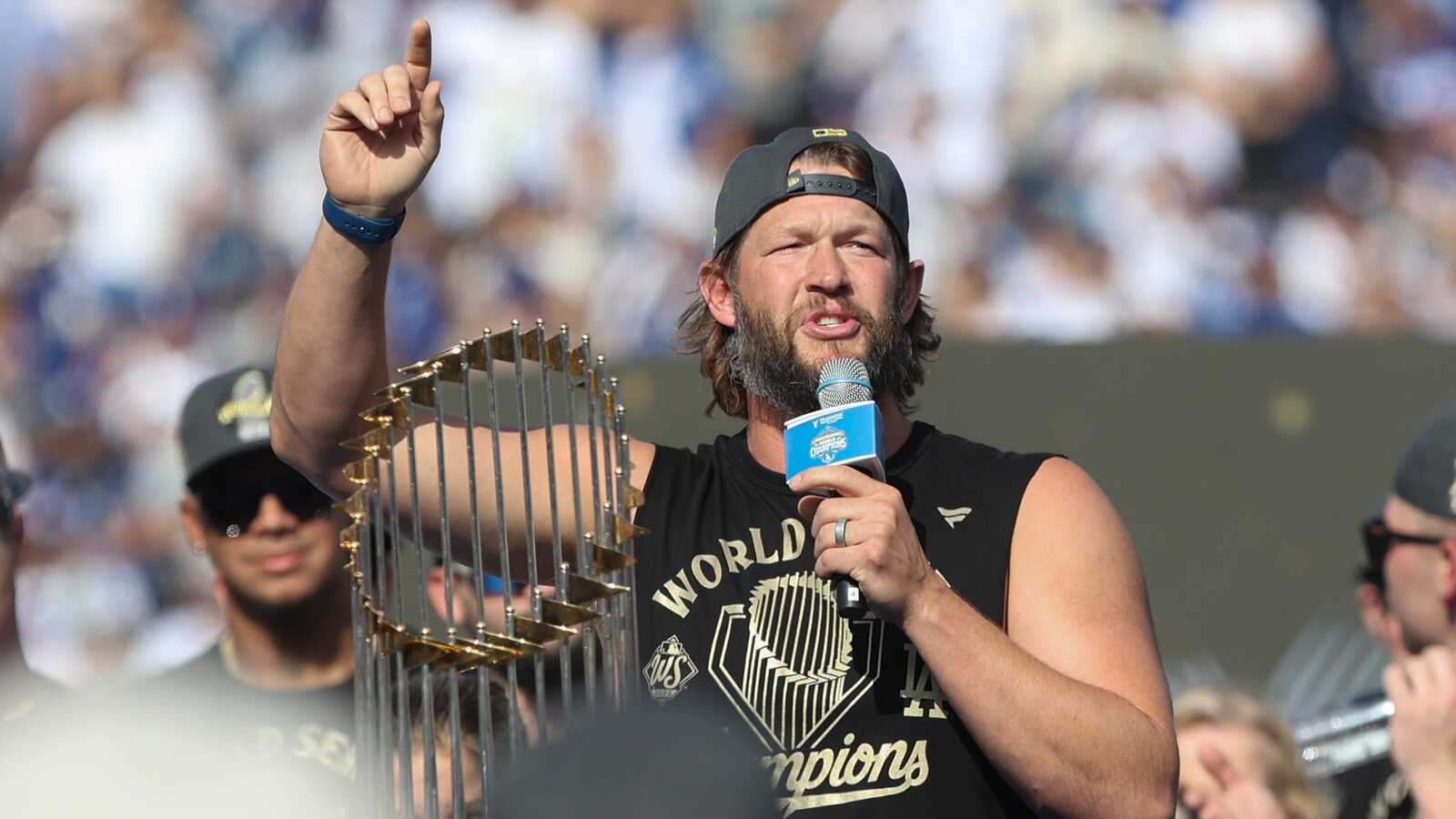 https://www.yardbarker.com/media/3/7/37e537578a12536f1f49b05bbf67edc8d0c724da/thumb_16x9/dodgers-hire-franchise-legend-clayton-kershaw.jpg