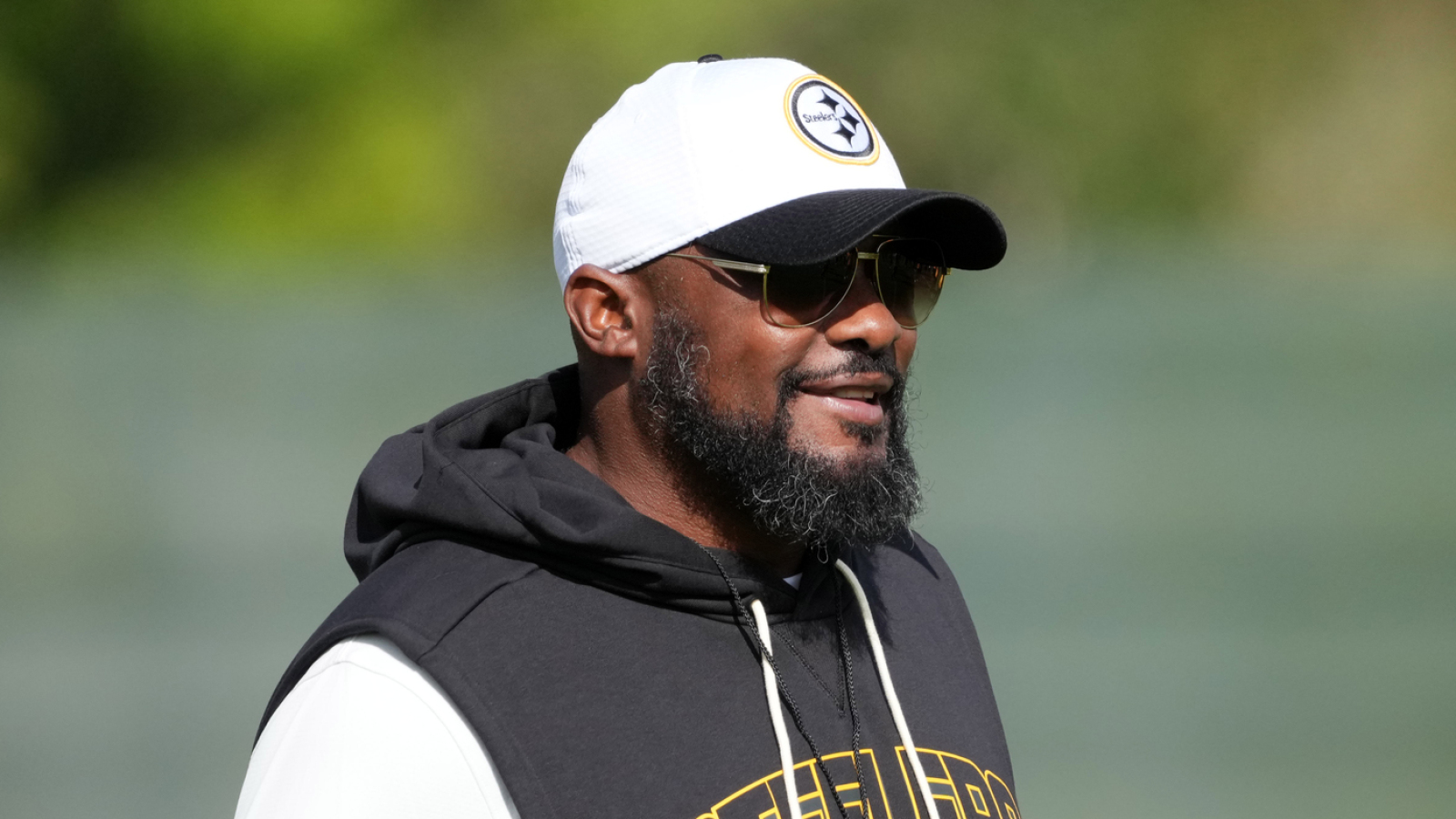 https://www.yardbarker.com/media/3/7/37ff5096eb67d13d34e9507a3e006953c0e6f842/thumb_16x9/steelers-end-coasting-division-title.jpg?v=1