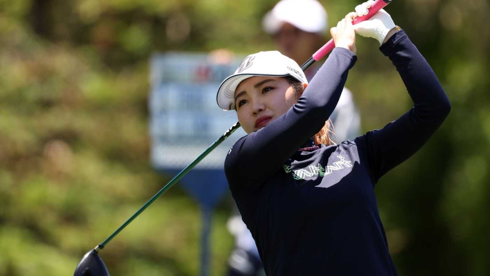 Ayaka Furue holds first-round lead at LPGA season opener