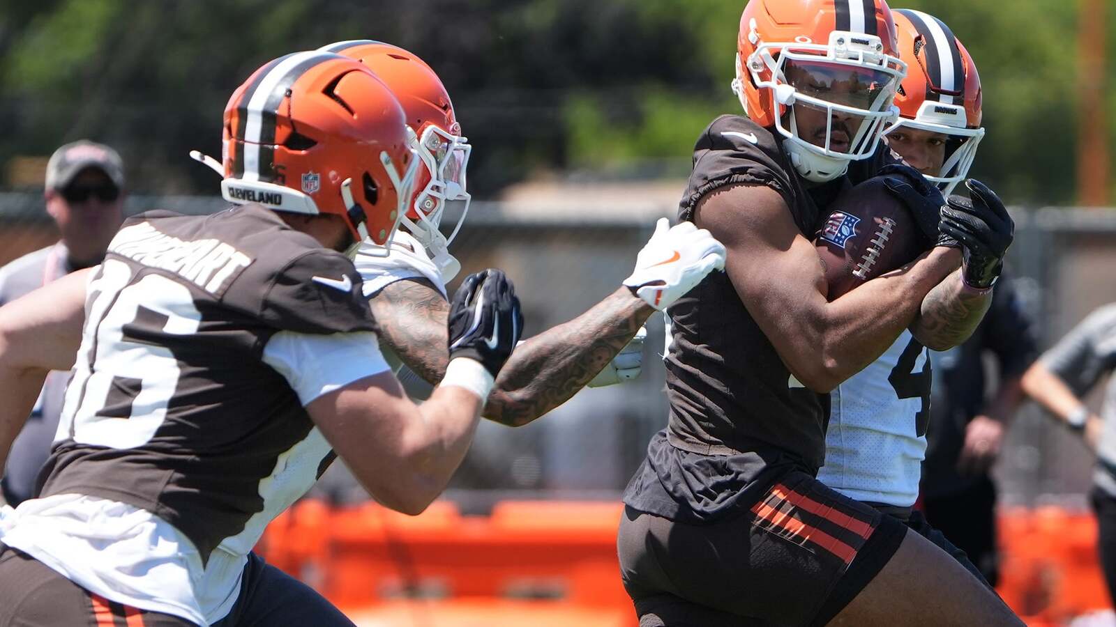 Cleveland Browns Wide Receiver Competition Heats Up Ahead of Preseason Game