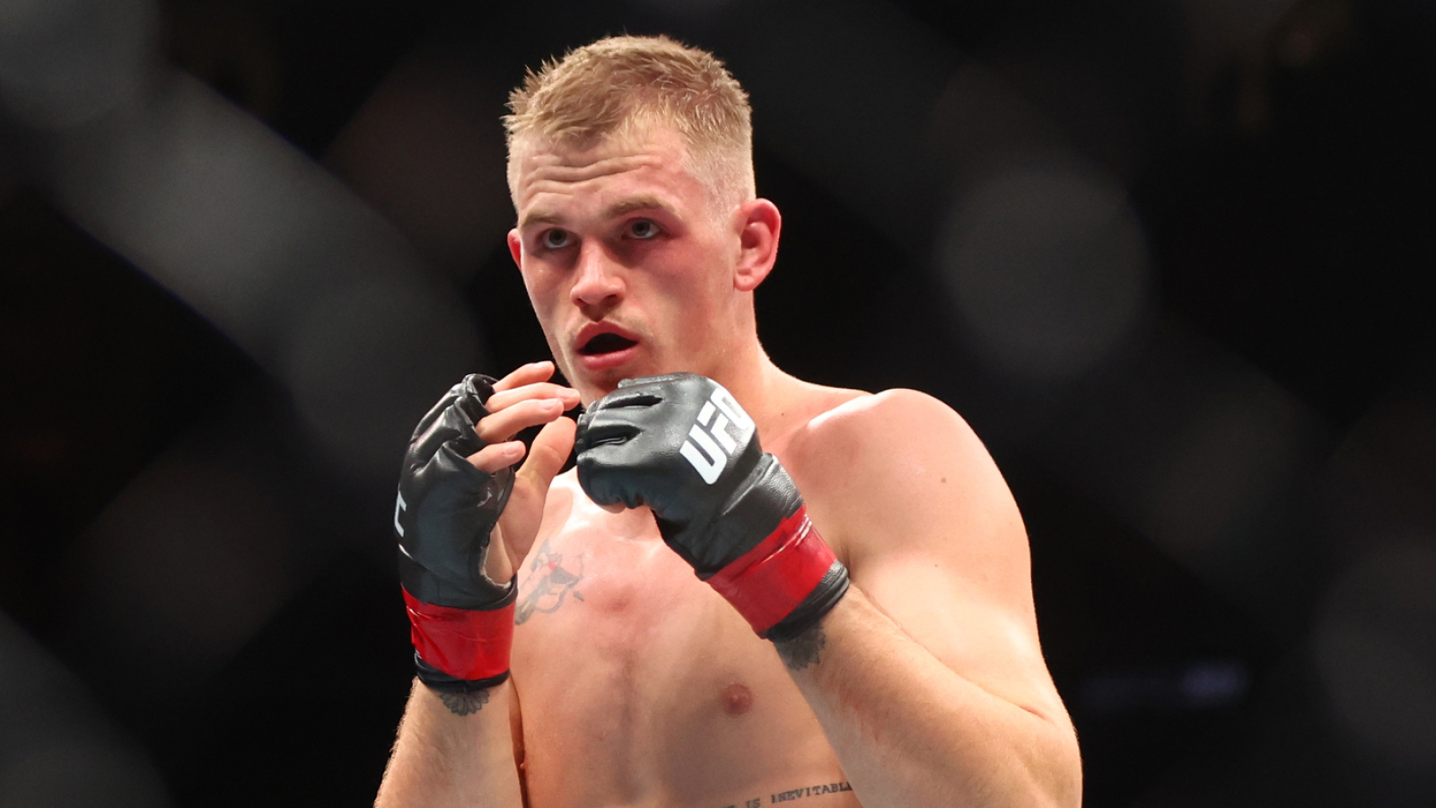 Silva Supports Garry Against Makhachev at UFC 330