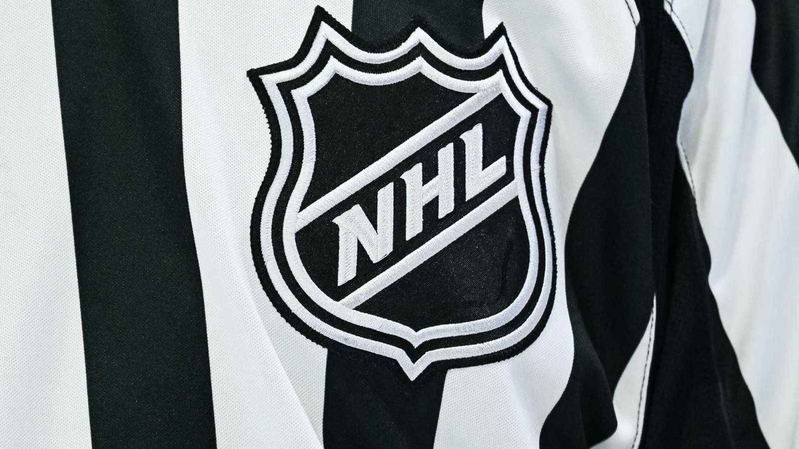Top 2027 NHL Draft Prospect Carter Meyer Released By NTDP