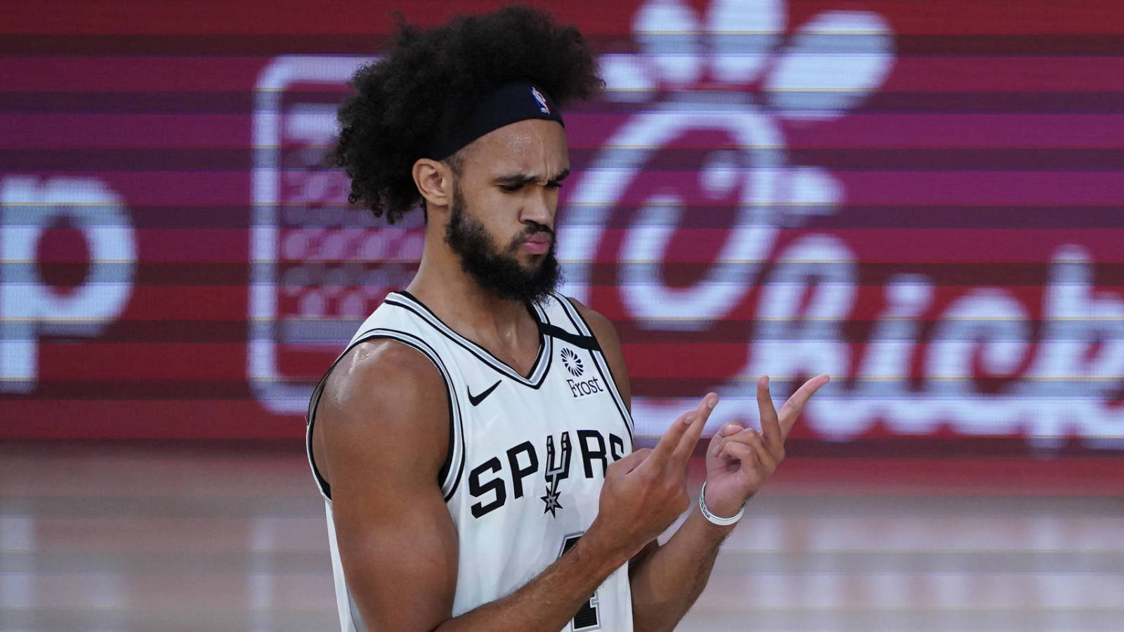Derrick White: Weatherspoon's style of play is nice to have on the team