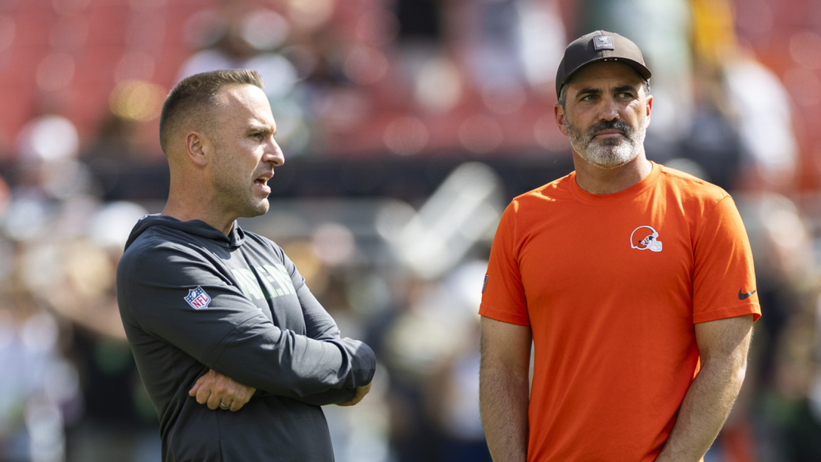 https://www.yardbarker.com/media/3/8/38d52e1aeafa58015f06d118b692777aa77d4b8e/thumb_16x9/browns-hc-provides-qb-update-disappointing-outing.jpg?v=1