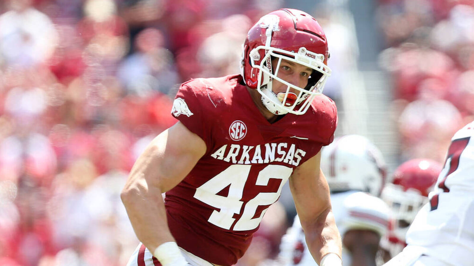 Arkansas LB Drew Sanders declares for NFL Draft Yardbarker