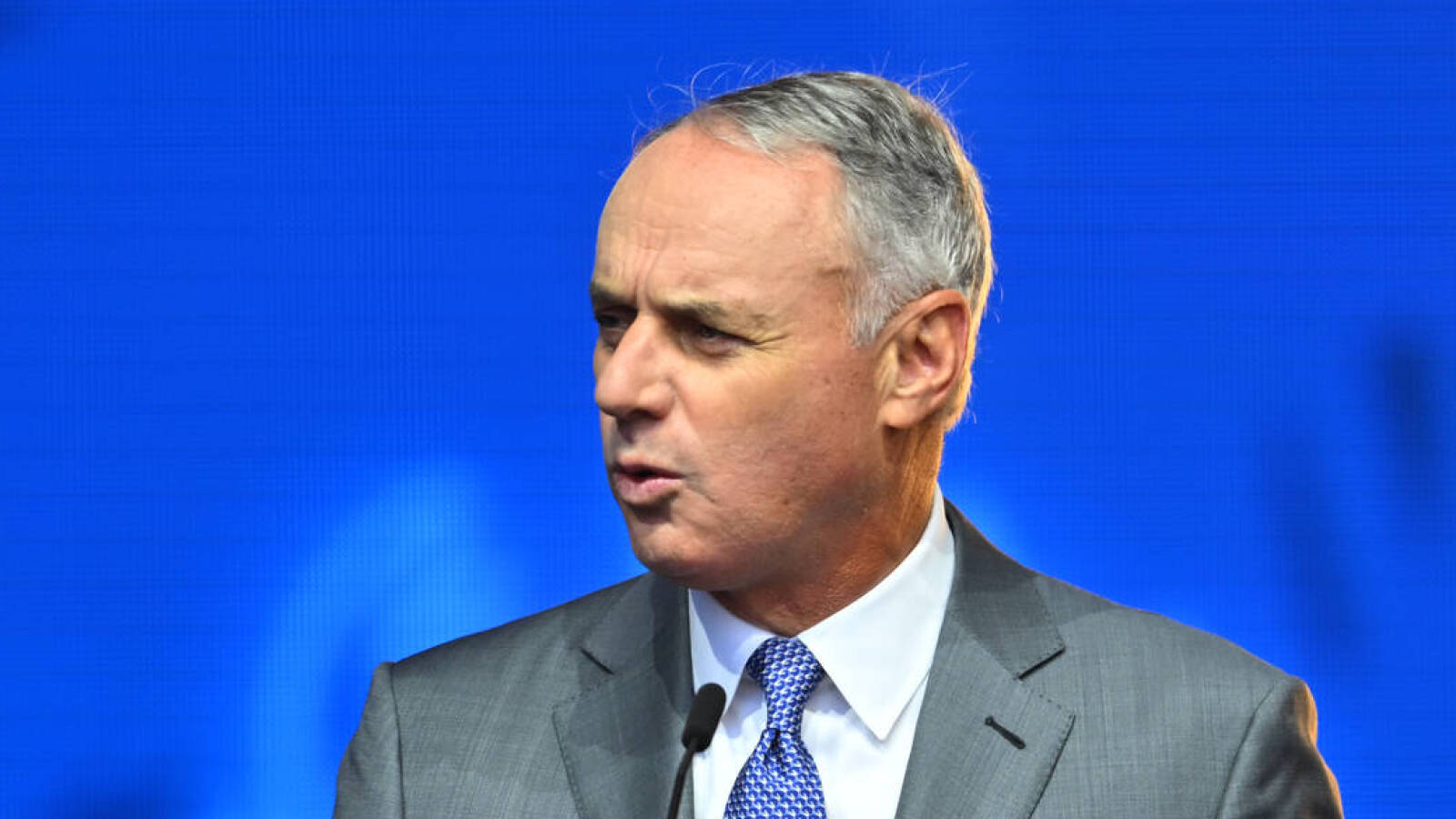 Manfred: 'Ghost runner' rule likely to stay in place moving forward - Vimarsana News