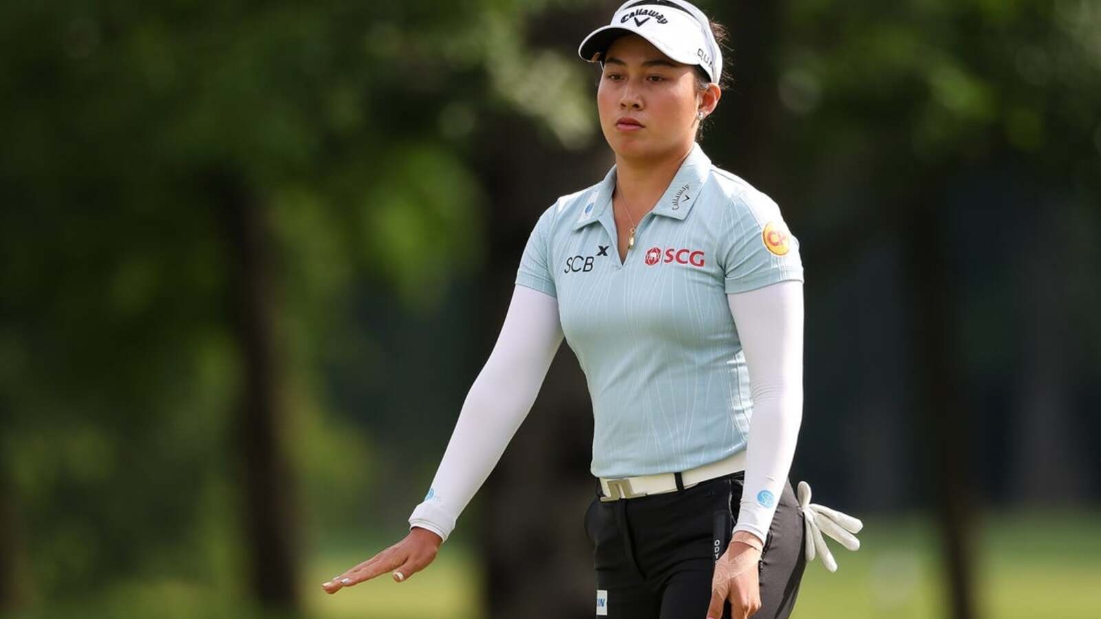Jeeno Thitikul cards seven birdies, holds lead at AIG Women’s Open