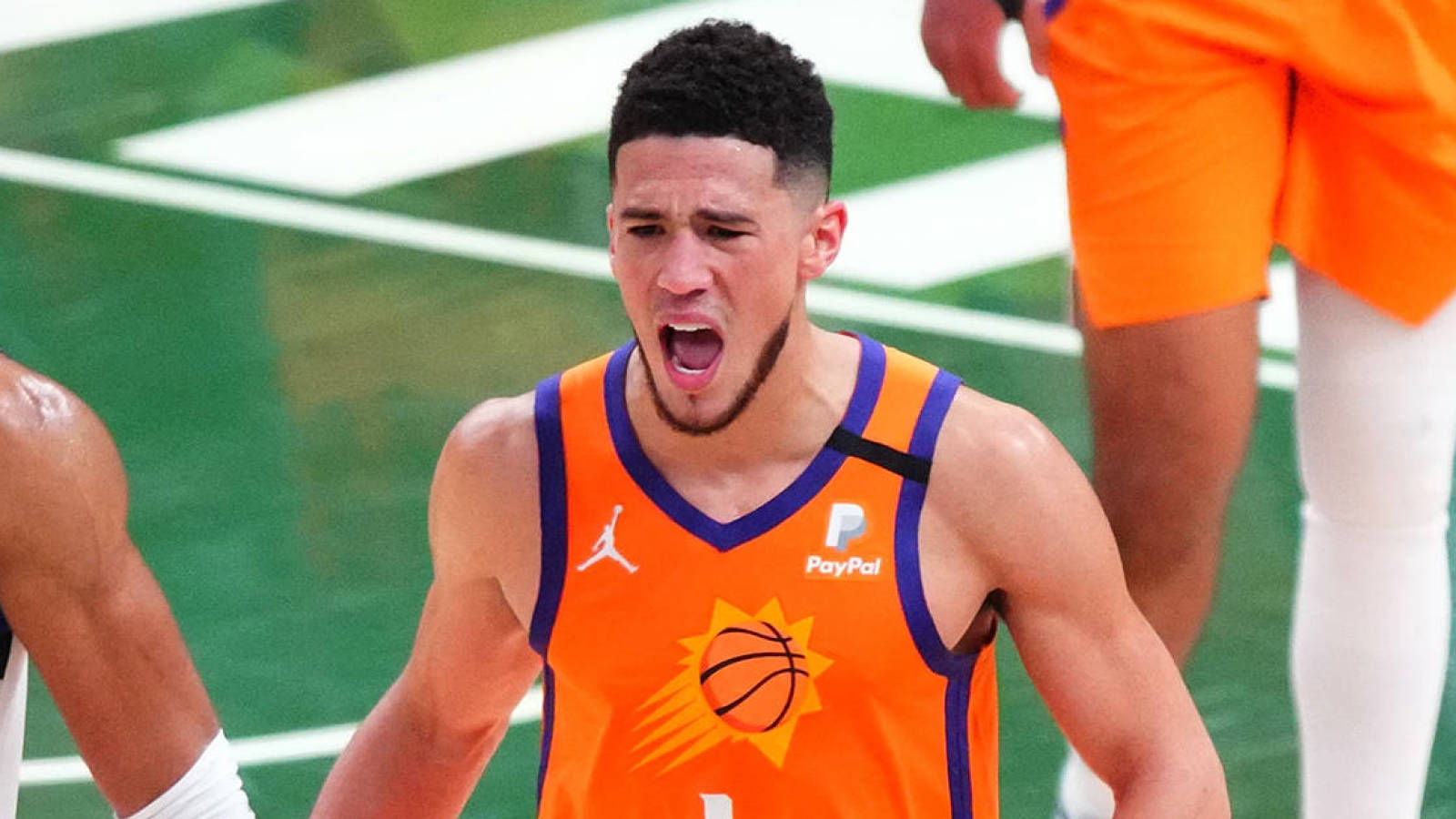 Refs badly miss foul call on Devin Booker late in Game 4 Yardbarker