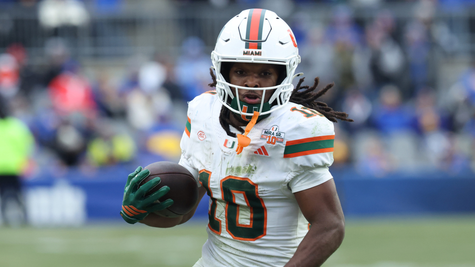 https://www.yardbarker.com/media/3/a/3a2411a7e2aff6ae253fcd8e522bb97719b71c30/thumb_16x9/malachi-toney-sets-miami-receiving-record-win.jpg?v=1
