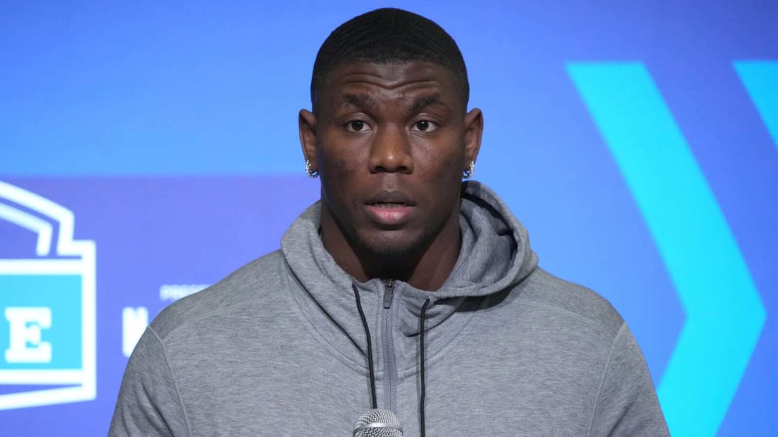 2023 NFL Draft Jaguars DL Coach Brentson Buckner Attends Tech