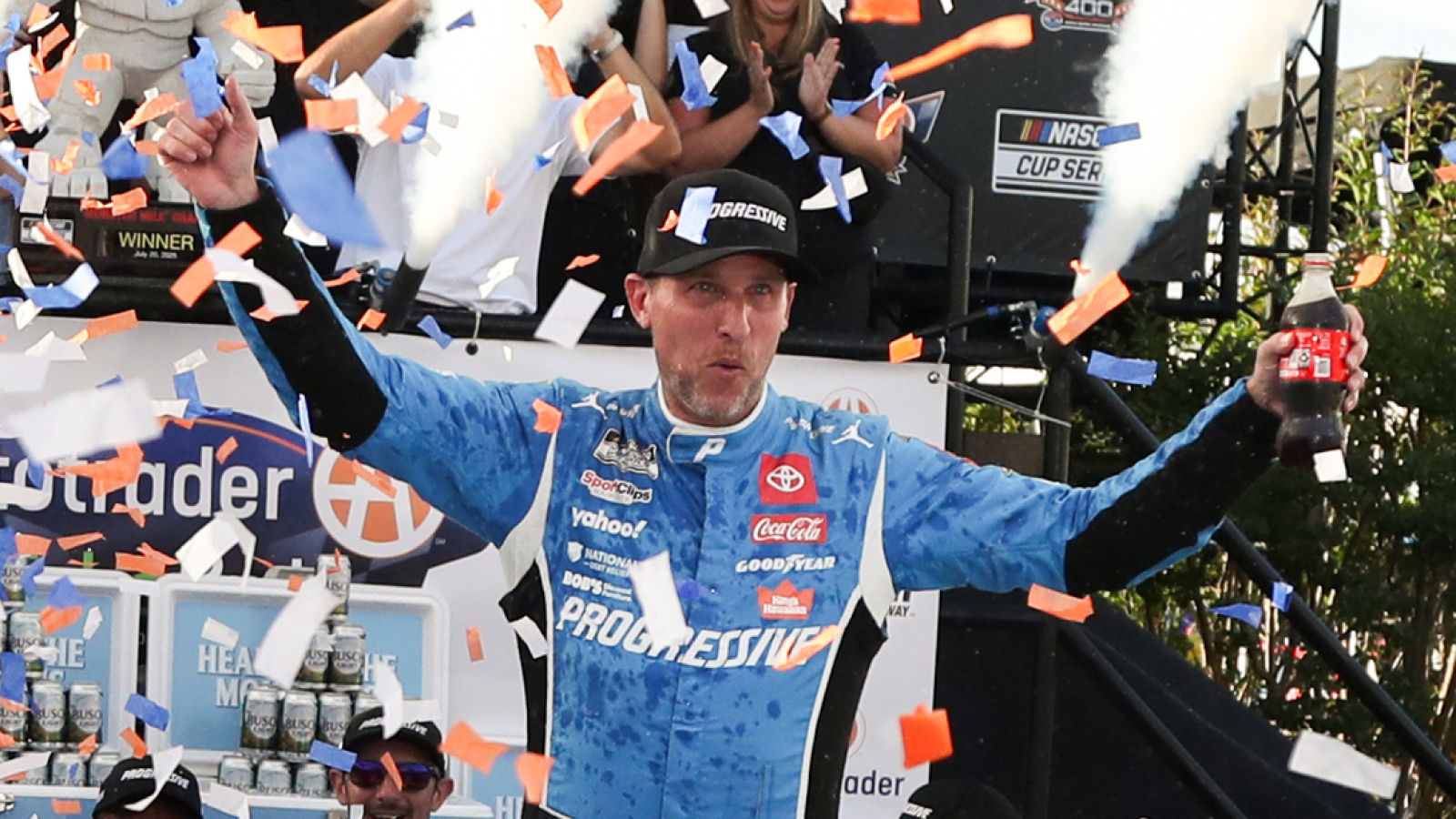 https://www.yardbarker.com/media/3/a/3a8148507dc58e1381ce33456e43140ae4e4683f/thumb_16x9/denny-hamlin-revealing-comments-signing-extension.jpg?v=1