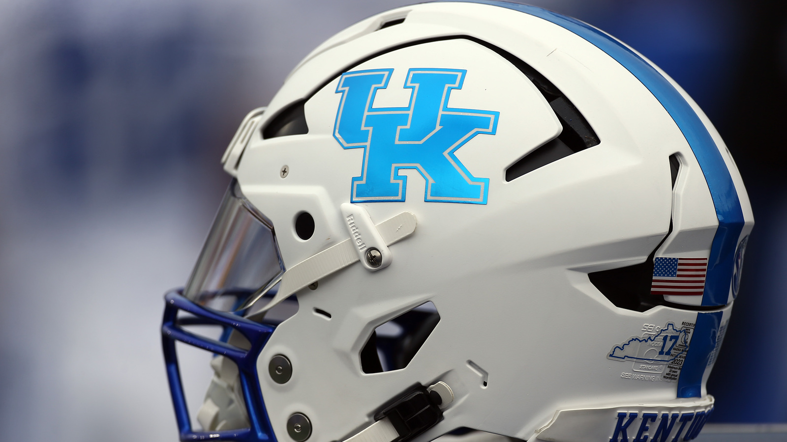 Kentucky Wildcats lose commitment of 2027 QB DJ Hunter