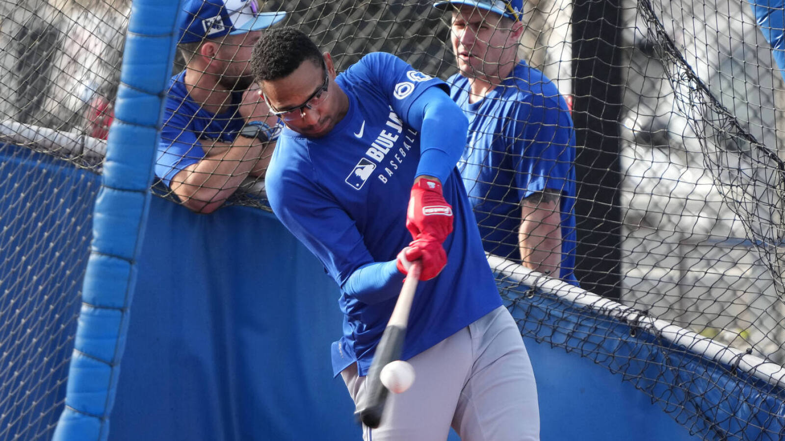 Pirates Acquire Bethancourt as Blue Jays Promote Cellucci