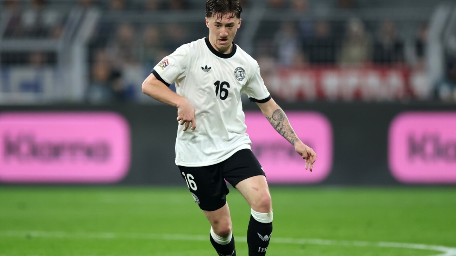 Report: Man United can sign 24-year-old midfield target for €50m next ...