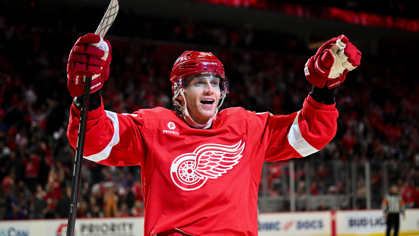 Red Wings’ Patrick Kane sets record for most 20-goal seasons by U.S.-born player