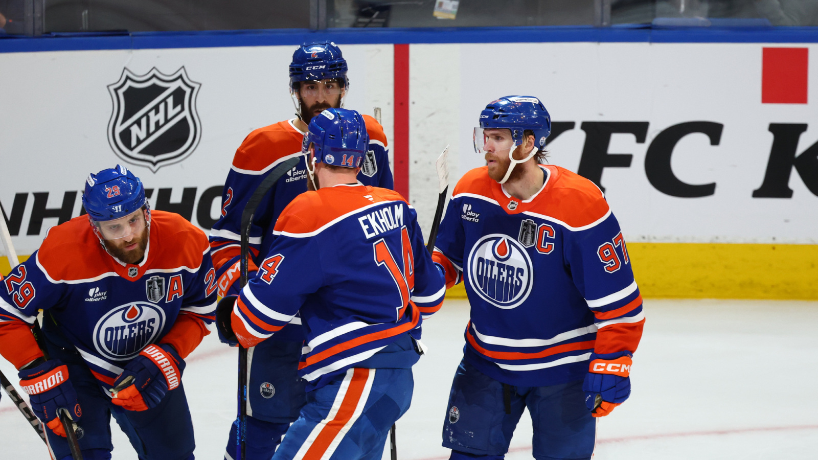 Analyzing the different lineup combinations the Edmonton Oilers could ...