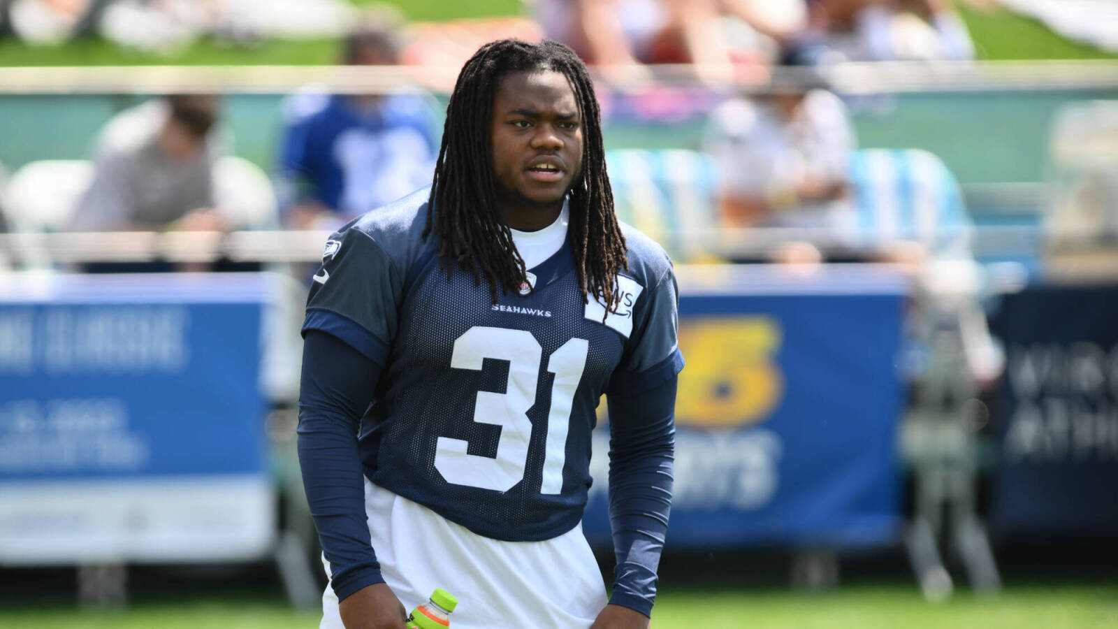 Down to third-string RB, things are getting dicey in Seahawks ...