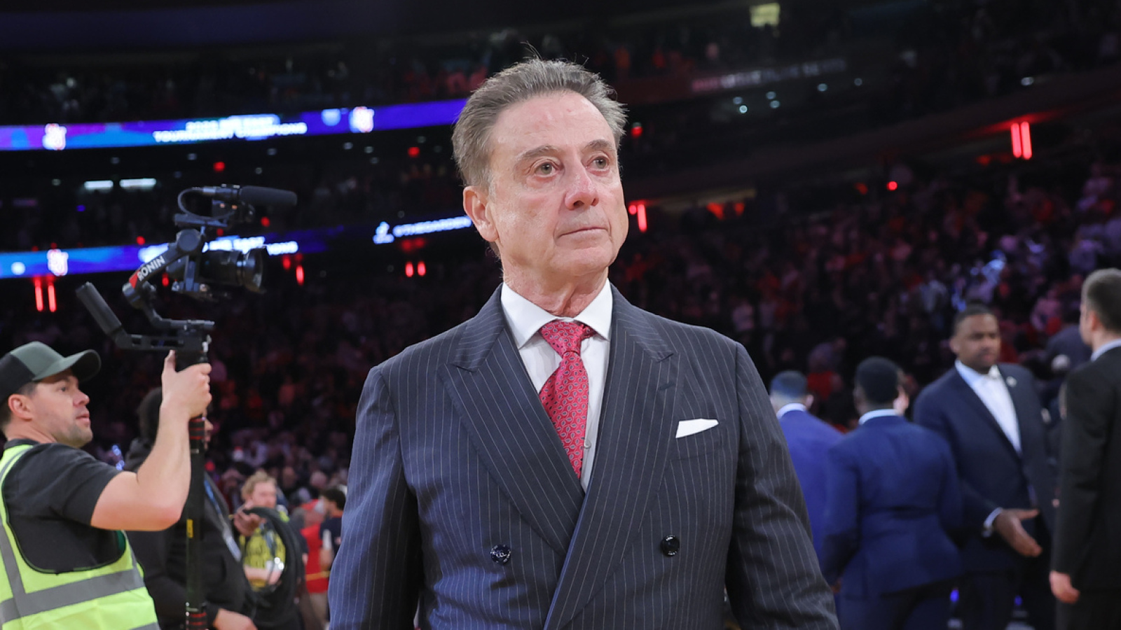 https://www.yardbarker.com/media/3/b/3b9cd4652e81fa96d7e36a9c14141804d80ec03a/thumb_16x9/rick-pitino-reacts-st-johns-getting-5-seed-trip.jpg?v=1