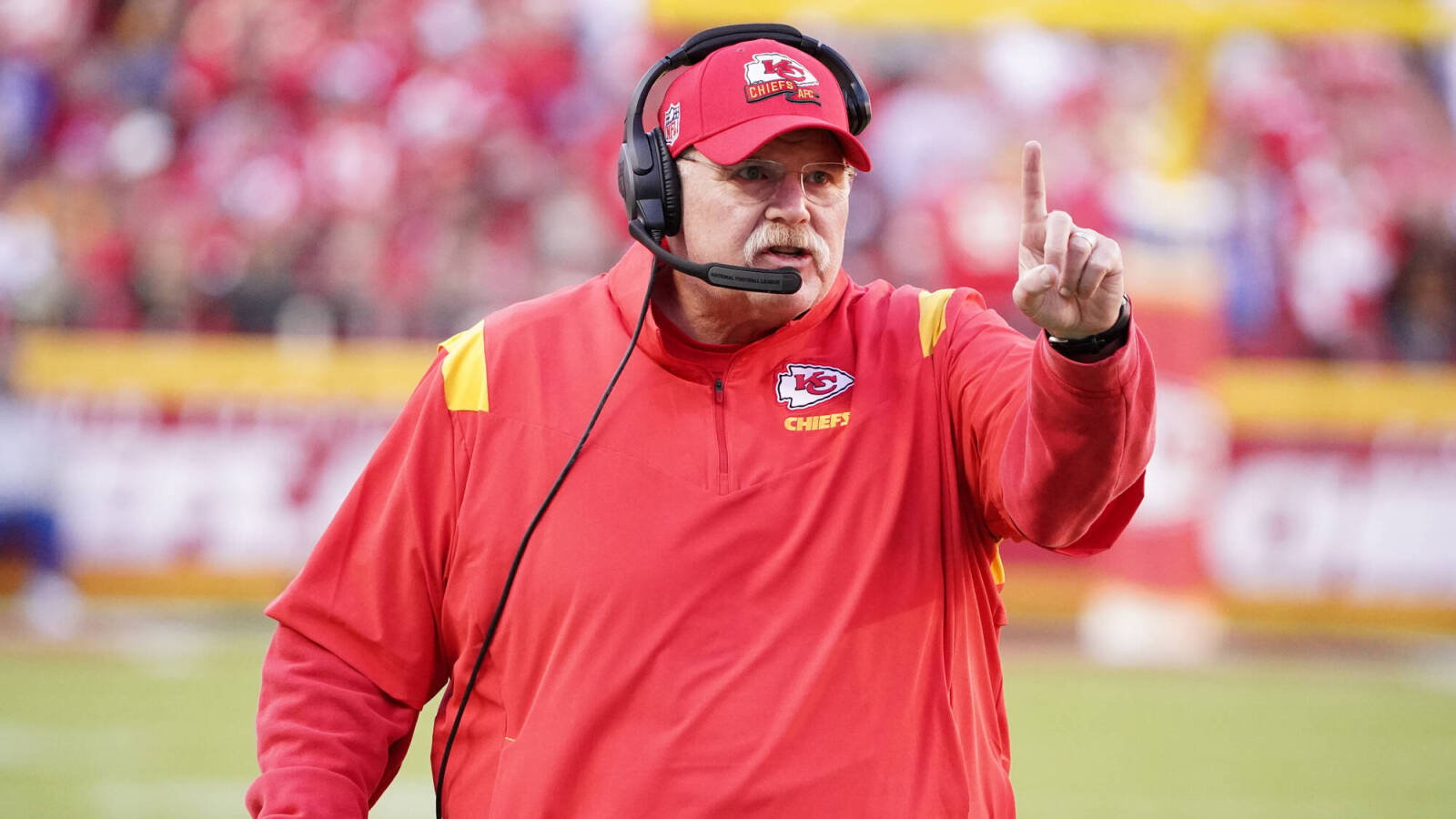 Andy Reid makes surprising decision to kick field goal on third down at end of half - Vimarsana News